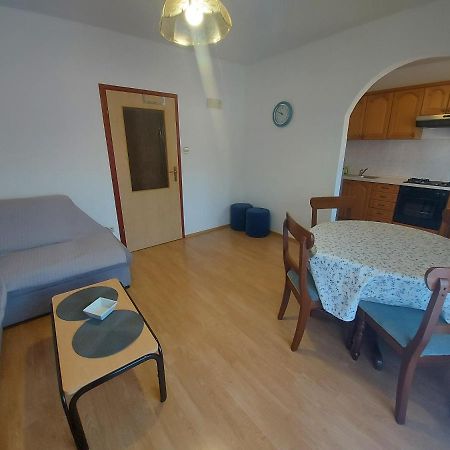 Apartments Elizabeta Draga Bascanska Luaran gambar